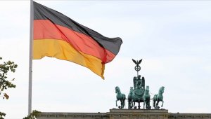 Almanya, Ukrayna için F-16 savaş uçağı koalisyonuna katılmadığını açıkladı