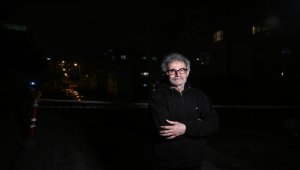 Ankara'da etkili olan sağanak nedeniyle Keçiören'de yol çöktü