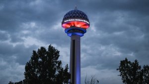 Atakule, Jandarma Teşkilatının 184. kuruluş yıl dönümüne özel ışıklandırıldı