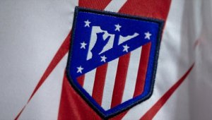 Atletico Madrid taraftarı kulübün eski logosuna geri dönmesine karar verdi