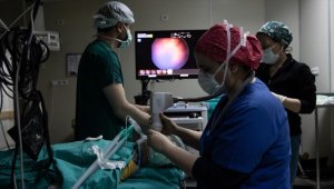 Çocuklarda gözde beyaz ışık parlaması tümör habercisi olabilir