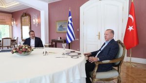 Cumhurbaşkanı Erdoğan, seçimlerde elde ettiği başarıdan ötürü Miçotakis'i tebrik etti