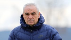 Demir Grup Sivasspor Teknik Direktörü Çalımbay, kulüple yollarını ayırma kararı aldı