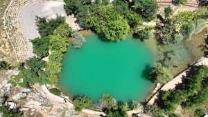 Depremlerin etkisiyle suyu bulanıklaşan Yeşilgöz Gölü eski görüntüsüne kavuştu