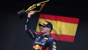 F1 Kanada Grand Prix'sini Verstappen kazandı