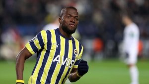 Fenerbahçe'den ayrılan Valencia, Brezilya ekibi Internacional'e transfer oldu