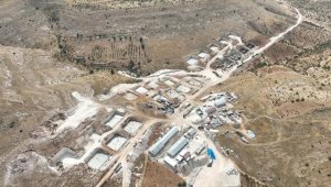 Gaziantep'in Nizip ilçesinde deprem konutları yükseliyor