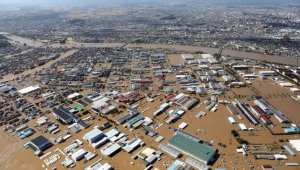 Japonya'da Mawar tayfununa karşı taşkın ve heyelan uyarısı