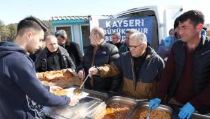 Kayseri Büyükşehir'in Deprem Bölgesindeki Desteği Tbb Dergisinde Geniş Yer Buldu