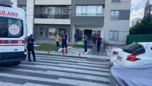 Kayseri'de güvercinini yakalamak için çıktığı rezidansın çatısından düşen kişi öldü