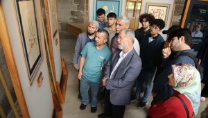 "Kelime-i Tevhid Hat Sergisi" Kayseri'de izlenime sunuldu