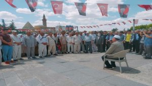 Kırşehir'den son hac kafilesi yola çıktı