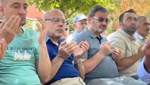 Kızılören'de 100 yıllık gelenek: Arefe duası