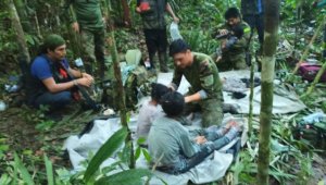 Kolombiya'da 40 gün önce düşen küçük uçaktaki 4 çocuğun sağ bulunduğu doğrulandı