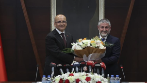 Mehmet Şimşek, Hazine ve Maliye Bakanlığı görevini devraldığı törende önemli mesajlar verdi