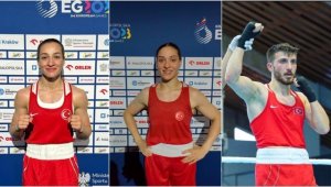 Milli boksörler Buse Naz Çakıroğlu, Büşra Işıldar ve Tuğrulhan Erdemir çeyrek finalde