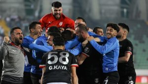 Pendikspor Süper Lig'e yükseldi