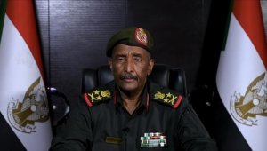 Sudan Egemenlik Konseyi Başkanı Burhan, bayramın ilk gününde "tek taraflı" ateşkes ilan etti