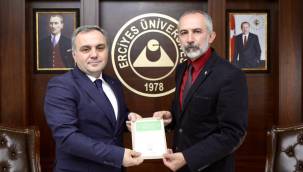 TEMA Vakfı Kayseri Temsilciliği ERÜ Rektörü Makamında Ziyaret Etti. 