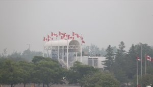 Toronto orman yangınlarının ardından dünyanın havası en kirli şehirleri arasına girdi