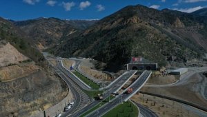 Zigana Tüneli 1,5 ayda 251 bin 100 araca hizmet verdi