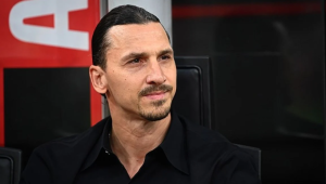 Zlatan İbrahimovic, futbolu bıraktı