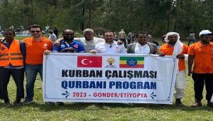 AK Parti Ankara İl Başkanlığı, Etiyopya'da 3 bin aileye 21 ton kurban eti dağıttı