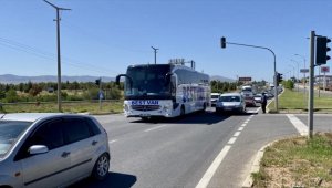 Ankara-Kayseri kara yolunda trafik yoğunluğu yaşanıyor