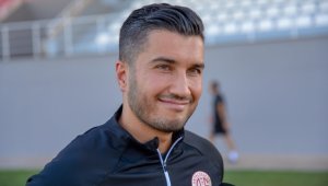 Antalyaspor Futbol Sorumlusu Şahin'den Arda Güler değerlendirmesi: Müthiş bir çocuk
