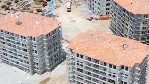 Bakan Özhaseki: İslahiye'de inşa ettiğimiz 17 bloktaki 399 konutun yapımında önemli aşama katettik
