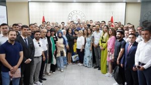 Bakan Tekin, "Öğretmenler Odası Buluşmaları"nda öğretmenlerle bir araya geldi