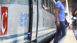 Bakan Uraloğlu, YHT ile bugüne kadar taşınan yolcu sayısının 76 milyonu aştığını bildirdi 