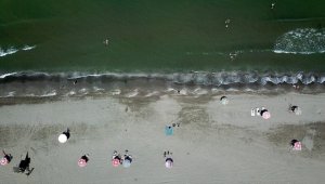 "Çeken" akıntıdan kurtulmak için kıyıya paralel yüzmeli