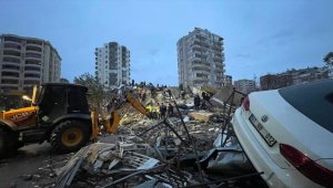 Depremlerde yıkılan apartmanın 2 müteahhidine 90'ar yıla kadar hapis talebi