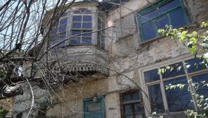 Evine çivi bile çakamayan tescilli kültür varlığı sahipleri için emsal karar