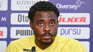 Fenerbahçeli Osayi-Samuel, Fenerbahçe'de en iyi dönemini İsmail Kartal'la geçirdiğini söyledi