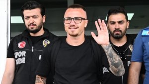 Galatasaray, Leipzig'den İspanyol futbolcu Angelino'yu satın alma opsiyonuyla kiraladı
