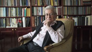 "Gül Yetiştiren Adam"ın yazarı: Rasim Özdenören