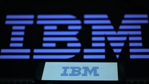 IBM'in geliri ikinci çeyrekte azaldı 