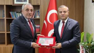 İlk Ziyaret Ülkü Ocakları İl Başkanı Ali Çelik'ten