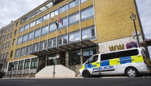 İsveç'te Kur'an-ı Kerim yakılması Londra'da protesto edildi