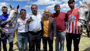 Kars'ta "Geleneksel Yaz Festivali" düzenlendi