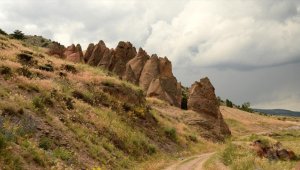 Kars'ta Komdere Vadisi'ndeki "peri bacaları" turizme kazandırılacak
