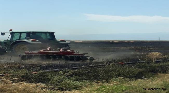 Kayseri'de buğday tarlasında çıkan yangın söndürüldü