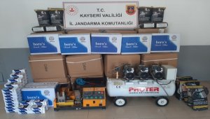 Kayseri'de kaçak tütün operasyonu