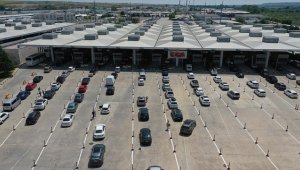 Kurban Bayramı tatili döneminde gümrük kapılarından 1,1 milyon yolcu geçti