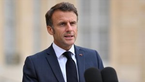 Macron, çocukları olaylara karışan ailelere mali yaptırım uygulamak istediğini belirtti