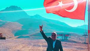 MHP yeni il başkanı Seyit Demirezen oldu