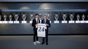 Real Madrid, yeni transferi Arda Güler'i tanıttı