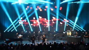 Sinan Akçıl, Cumhurbaşkanlığı Beştepe Millet Kongre ve Kültür Merkezi'nde konser verdi